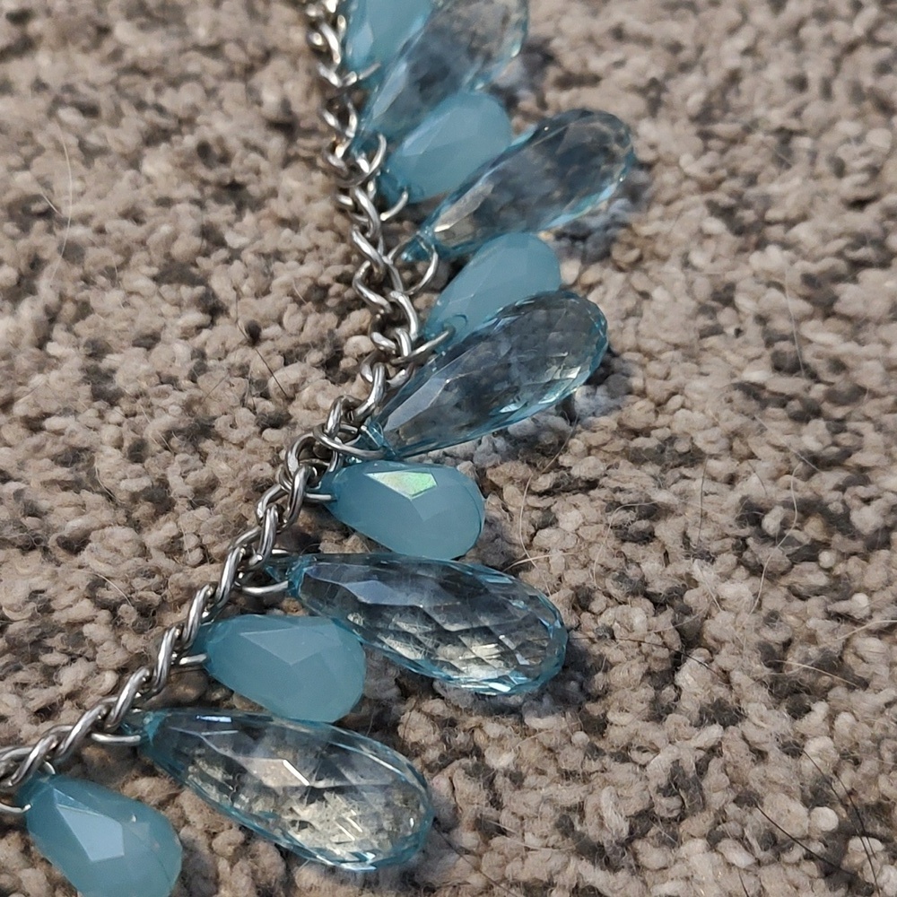 Crystal Necklace - Picture 3 of 4